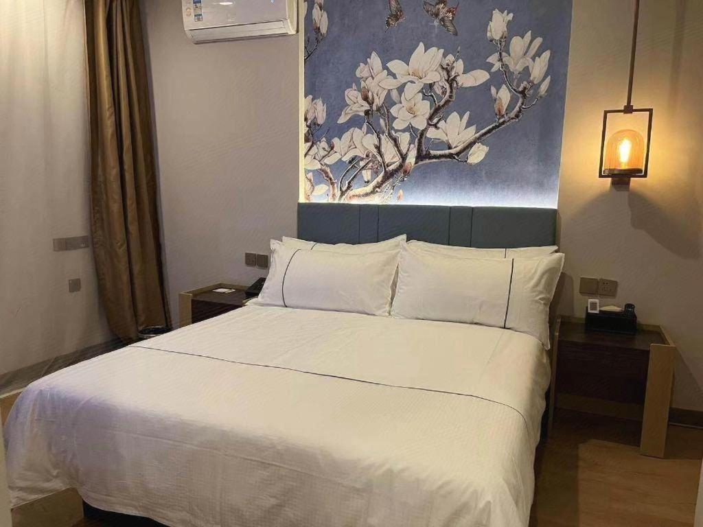 Magnotel Hotel Shanghai Railway Station Magnolia Plaza Buitenkant foto